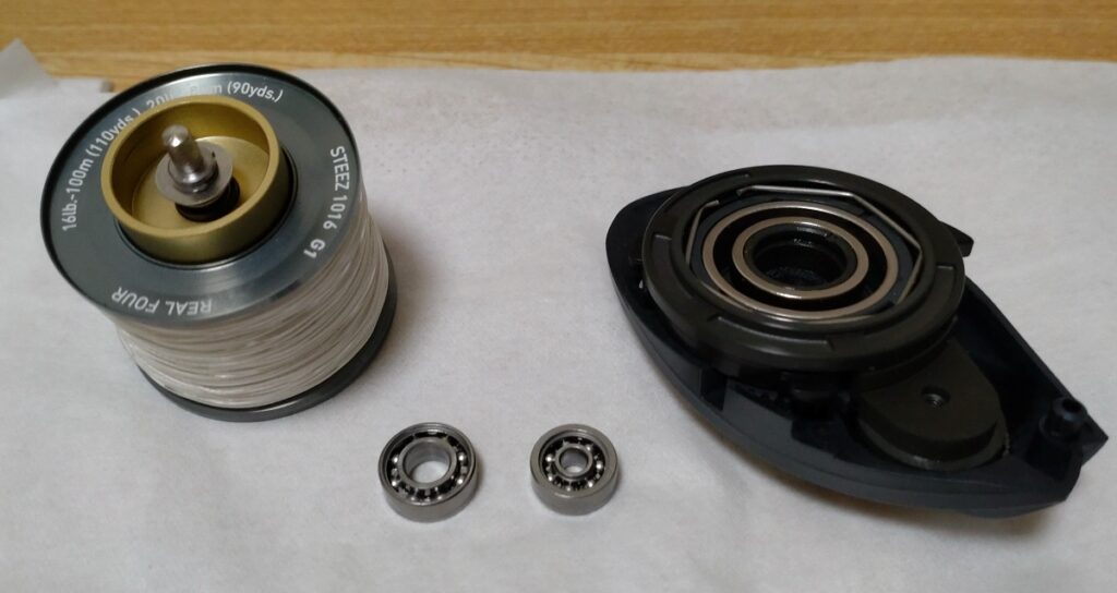 超精密スプールボールベアリング