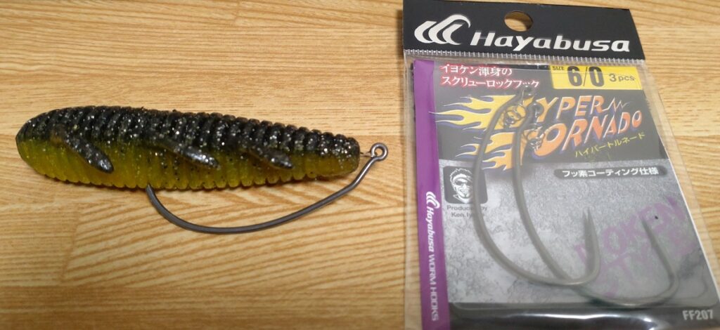 イヨケンさんのスクリューロックフック、ハイパートルネードの#6/0が気に入ってます。