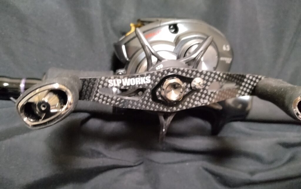 722MHRB-19にリールをのせる3