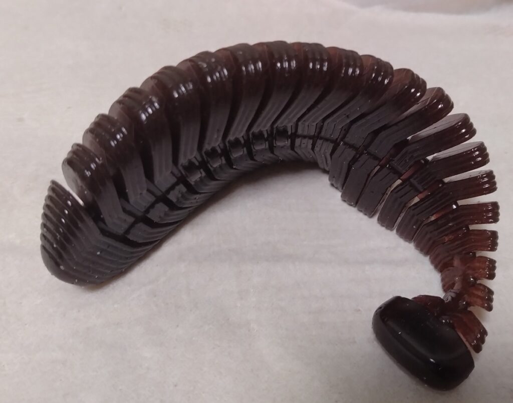 RAID ヒラタイラー4.7in.素材はしっかりしてるのに、柔らかく感じる