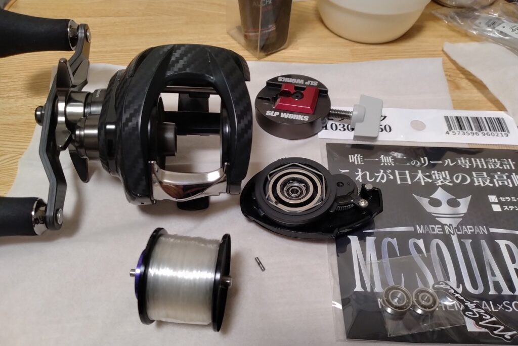 スプールもMC SQUAREDのセラミックボールベアリングに交換