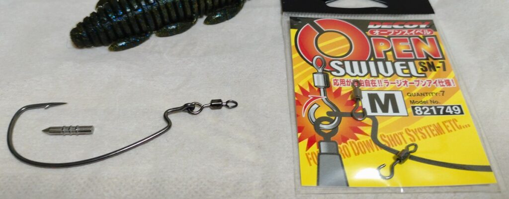 ラインのヨレを取ると共に、感度を上げるために、カシメるタイプのスイベルを使っています、スイベルの金属が、先に障害物に当たるので、感度が上がり、根がかりを回避しやすくなりました
