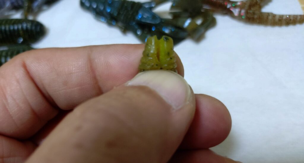 フックを刺してた部分までカット